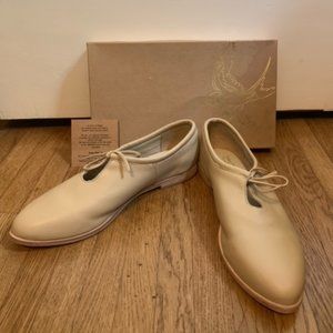 Bird of Flight Twyla Flats